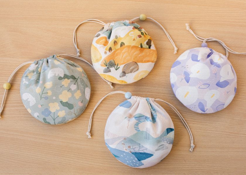 【抹茶冬之嵐-大圓圓束口袋】小物收納 / 萬用袋 Round Drawstring Bag 束口袋,束口包收納包,束繩包束繩袋,隨身包袋,包袋,旅行禮物,交換禮物