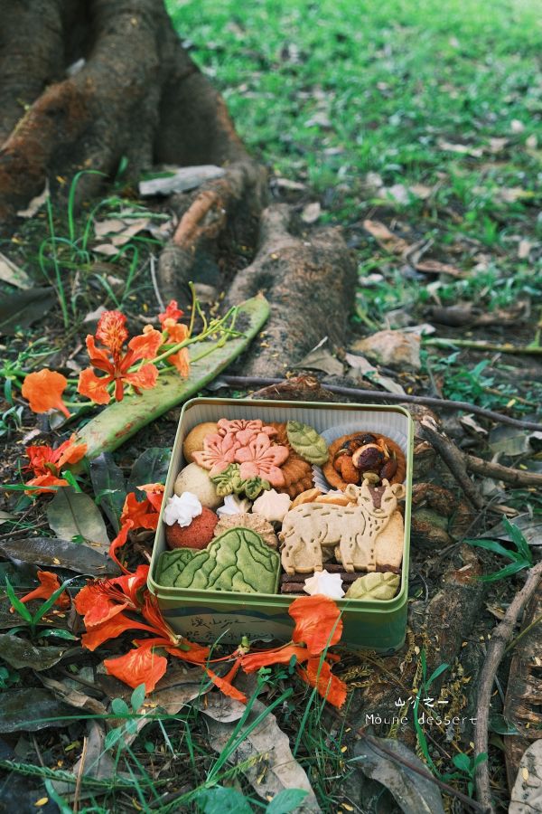 『品田山3524m 永遠屬於你』鐵盒餅乾 手工餅乾
山分之一
中秋節禮盒