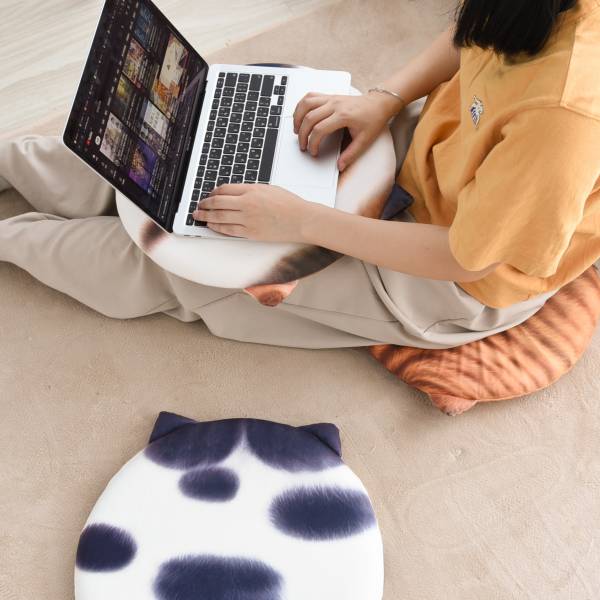 【 哪裡都好坐 】日式背影貓坐墊 150