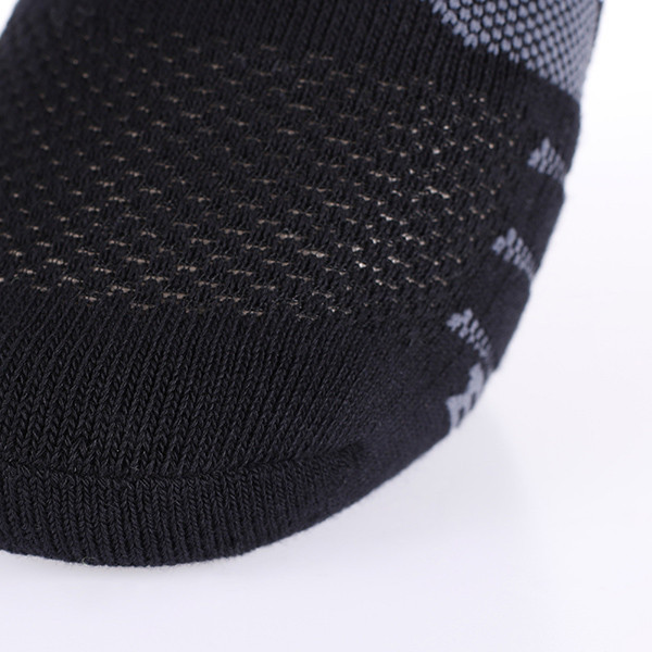 足弓舒壓襪-黑藍M 男襪,除臭襪,機能襪,除臭,機能,消臭,腳臭,運動襪,跑步,足弓襪,