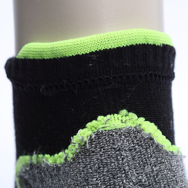 夜跑傳奇-黑灰M 男襪,除臭襪,機能襪,除臭,機能,消臭,腳臭,運動襪,跑步,