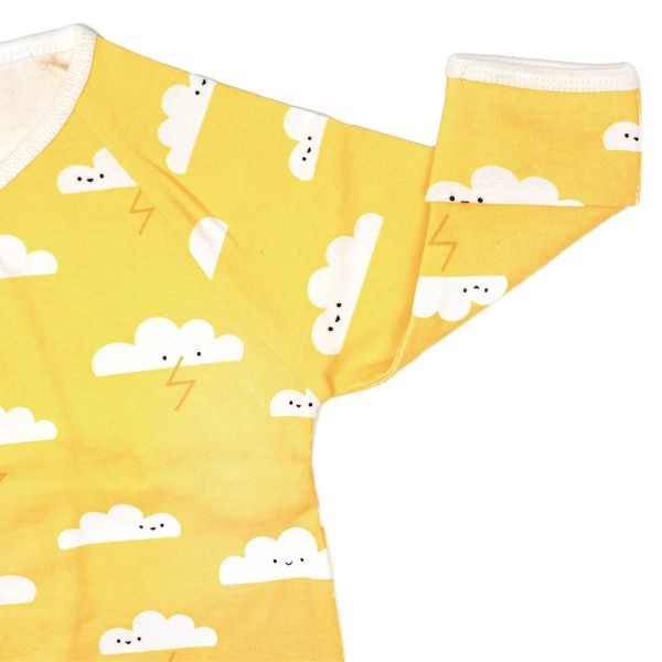 新生兒有機棉和尚服-黃色雲朵 有機棉,台灣製,新生兒,和尚服,紗布衣,肚衣,親生兒服飾,0-6個月,純棉,透氣寶寶衣