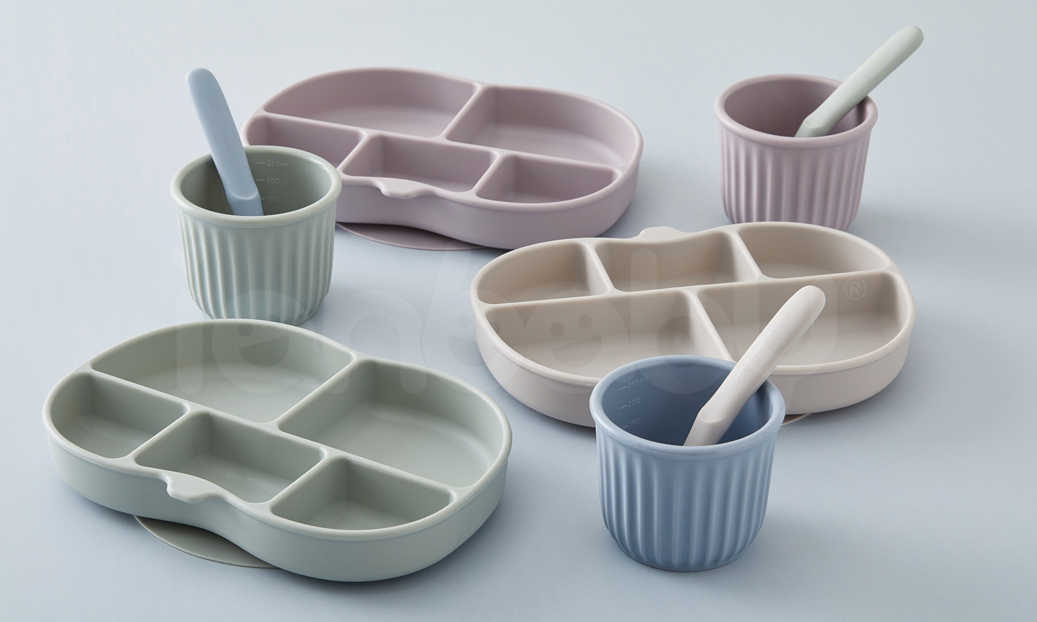 S-019.jpg/ ianbaby頂級鉑金矽膠餐具經德國LFGB、美國FDA、韓國KTR、台灣SGS，多國檢驗合格。