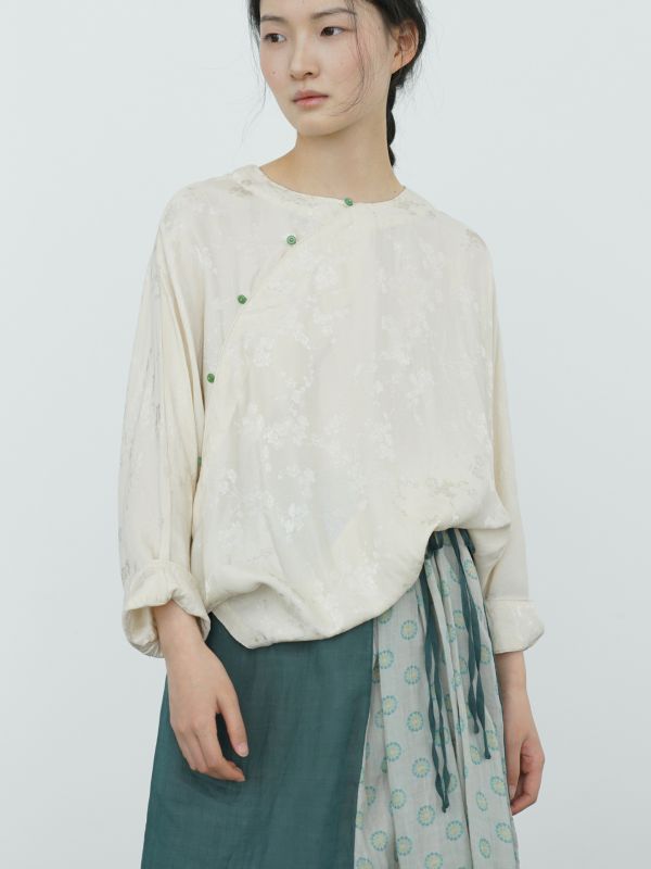 燕燕~天絲提花~廓形蝙蝠袖襯衫 中國式斜襟珠扣茶服上衣。 ab2421301 