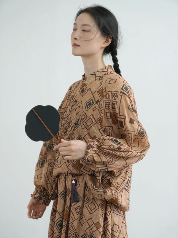 燕燕~苧麻 東方印花蝙蝠袖斜襟襯衫 復古寬鬆個性上衣 ab2506601 