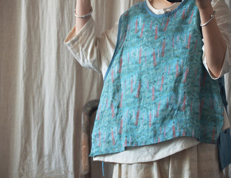 燕燕~春夏秋款。棉麻印花撞色套頭繫帶背 