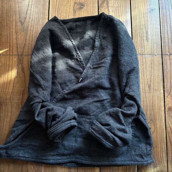 燕燕~春季新款 亞麻  百搭休閒文藝肌理色織慵懶V領套頭小衫 上衣 襯衫 外套 長袖棉麻衫 