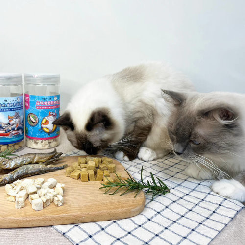 【吶一口 Neko 】貓咪凍乾零食 | 新鮮雞肉100g、比目魚80g、鱈魚80g | 高蛋白天然貓零食 吶一口貓零食, 吶一口凍乾, 吶一口雞肉凍乾, 吶一口比目魚凍乾, 吶一口鱈魚凍乾, 天然貓零食, 高蛋白貓零食, 貓咪凍乾零食, 無添加貓零食, 貓咪訓練零食