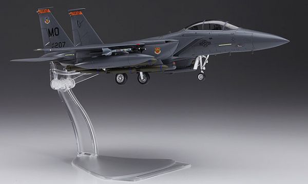 HASEGAWA 長谷川 1/72 美國空軍 F-15E 突擊鷹式戰鬥轟炸機 組裝模型 HASEGAWA 長谷川 1/72 美國空軍 F-15E 突擊鷹式戰鬥轟炸機 組裝模型