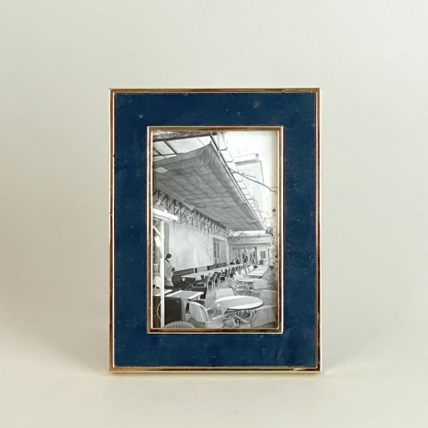 金鑲邊深藍相框 