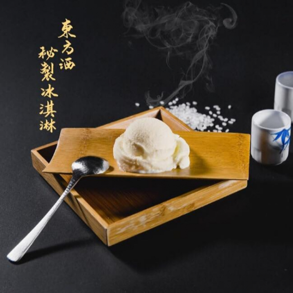 （限量）【二割三分！獺祭純米大吟釀清酒冰淇淋】：毫不猶豫使用一整瓶二割三分的獺祭！從沒看過的豪華！ 獺祭；二割三分；清酒；純米大吟釀；花香；法式冰淇淋；駱師傅；獨家；限量；低糖低脂；美味；烈酒冰淇淋